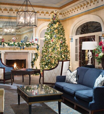 The lobby at Christmas